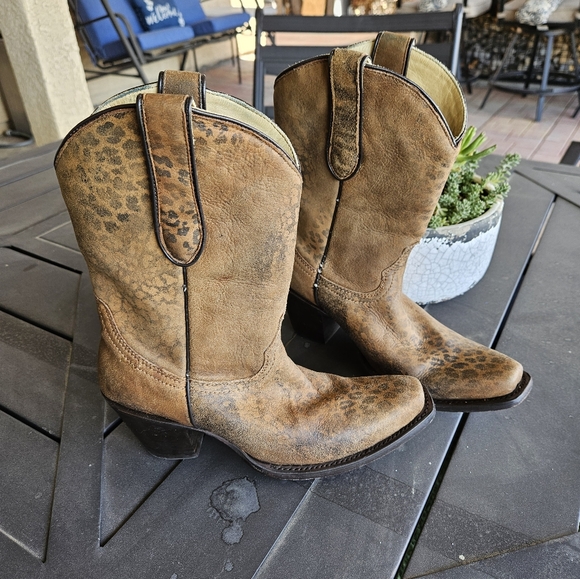 Corral A2867 Chettah Print Cowboy Boots - Picture 2 of 5